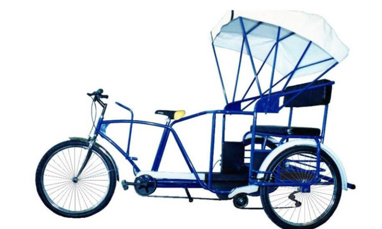triciclo con toldo